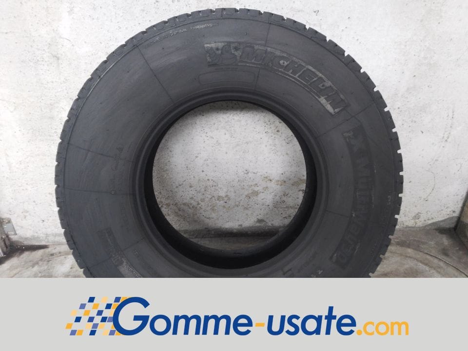 Thumb Michelin Gomme Usate Michelin 315/80 R22.5 156/150L X MultiWay 3D XDE M+S (8.20mm) Riscolpite pneumatici usati Estivo_1